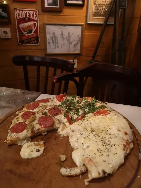 Pizza Argentina'nin yemek ve ambiyans fotoğrafları 51