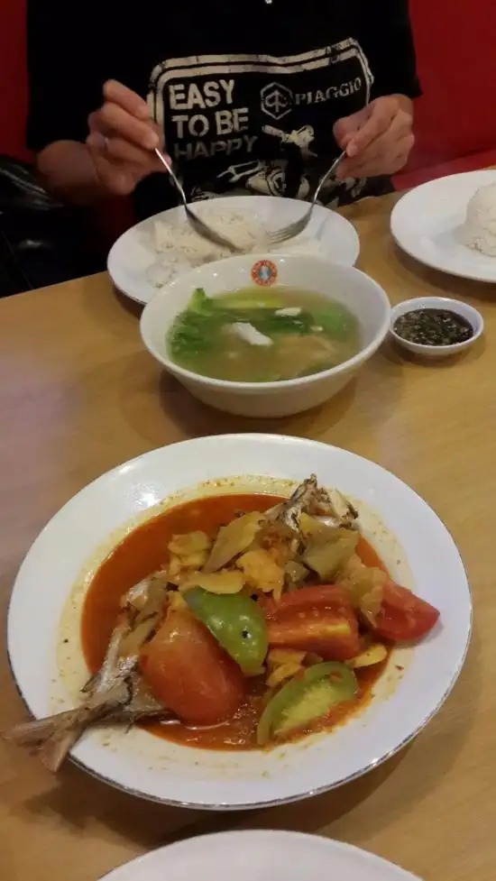 Gambar Makanan Sop Ikan Batam Kelapa Gading 5