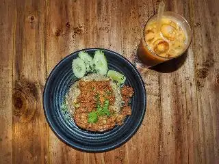 BigBowl Thai Food & BBQ Food Photo 2