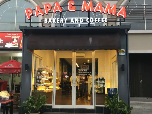 Gambar Makanan Papa Mama Bakery, Bistro and Coffee 13