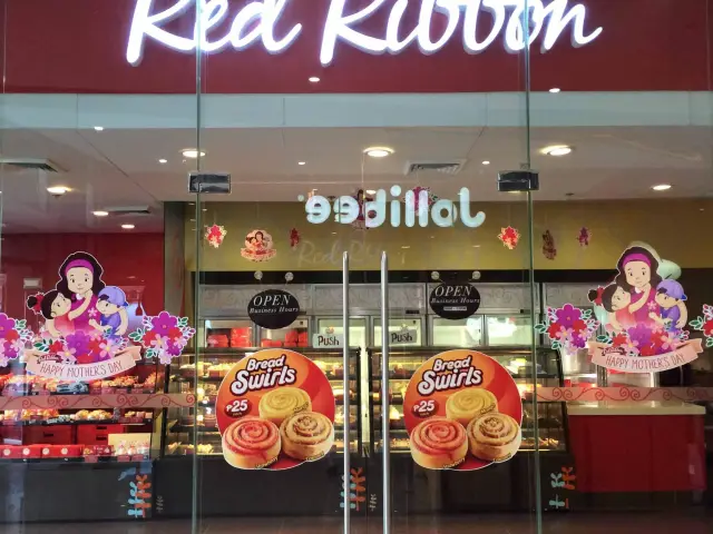 Red Ribbon Bake Shop Food Photo 13