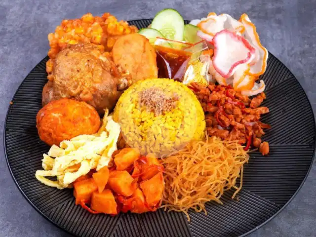 Gambar Makanan Nasi Kuning Mbok Rum, Sunter Agung 18