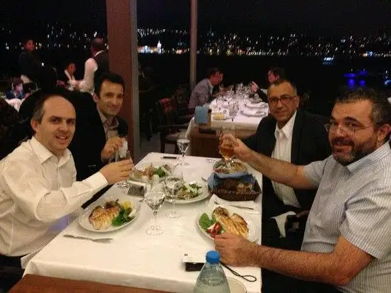 Yuksel Balik Seafood Restaurant'nin yemek ve ambiyans fotoğrafları 52