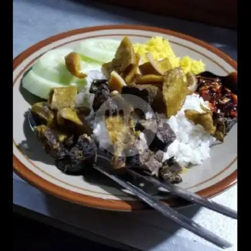 Gambar Makanan Warung Rawon Tulang Pak Nawi, Gresik 9