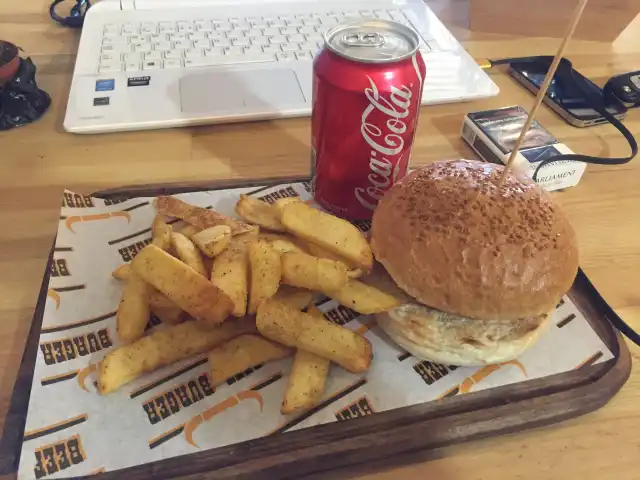 Beef Burger Balat'nin yemek ve ambiyans fotoğrafları 6