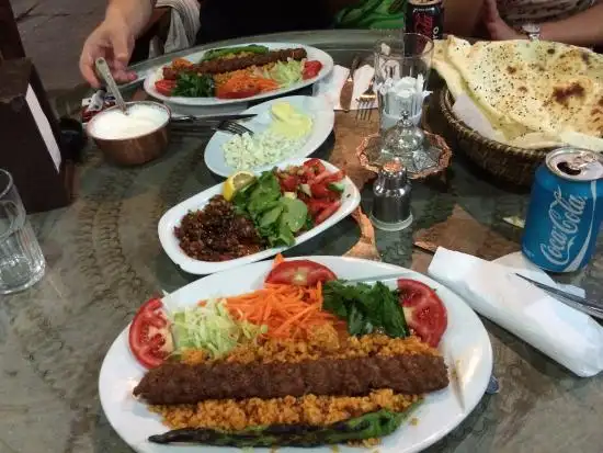 Medi Şark Sofrası'nin yemek ve ambiyans fotoğrafları 3