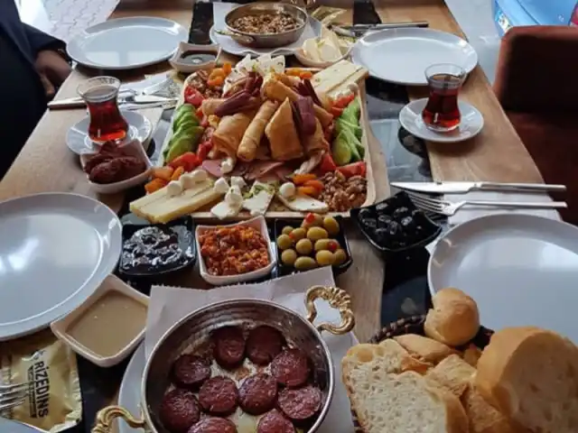 Cafe Rizedıns'nin yemek ve ambiyans fotoğrafları 4
