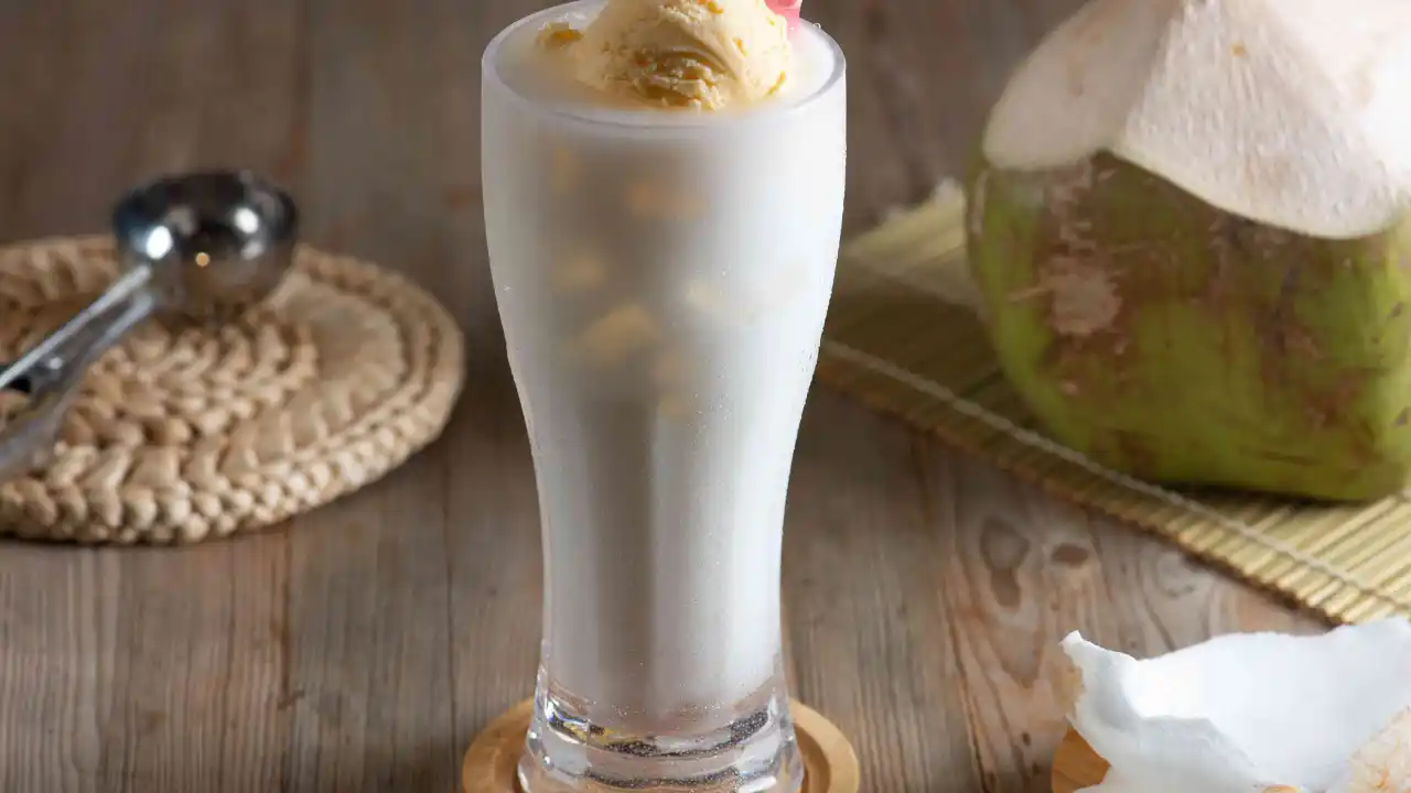 Pok Taa Coconut Shake