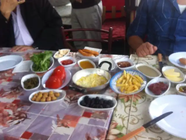 Asri Basri Restaurant'nin yemek ve ambiyans fotoğrafları 8