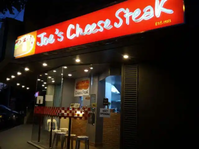 Joe's Cheesesteak Food Photo 4