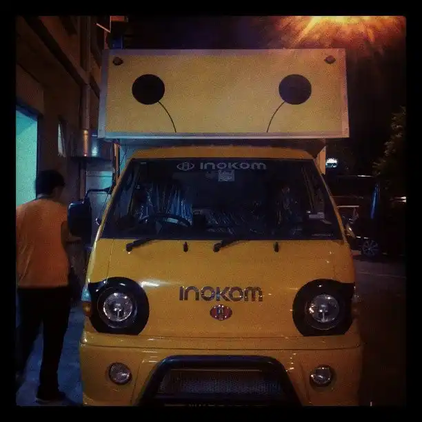 Bumble Bee Food Truck And Fast Food Restaurant Food Photo 5