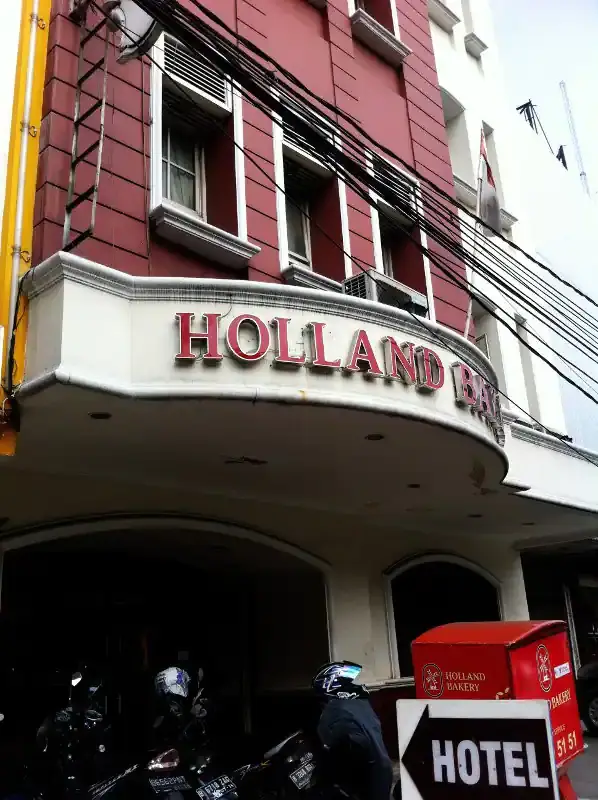 Gambar Makanan Holland Bakery 19