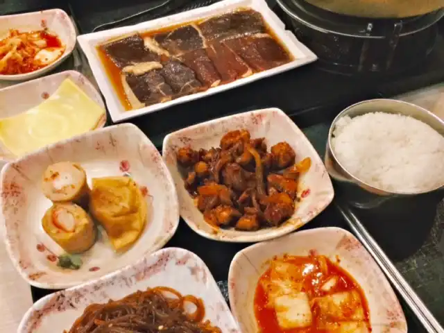 Gambar Makanan Mujigae Bibimbab & Casual Korean Food 3