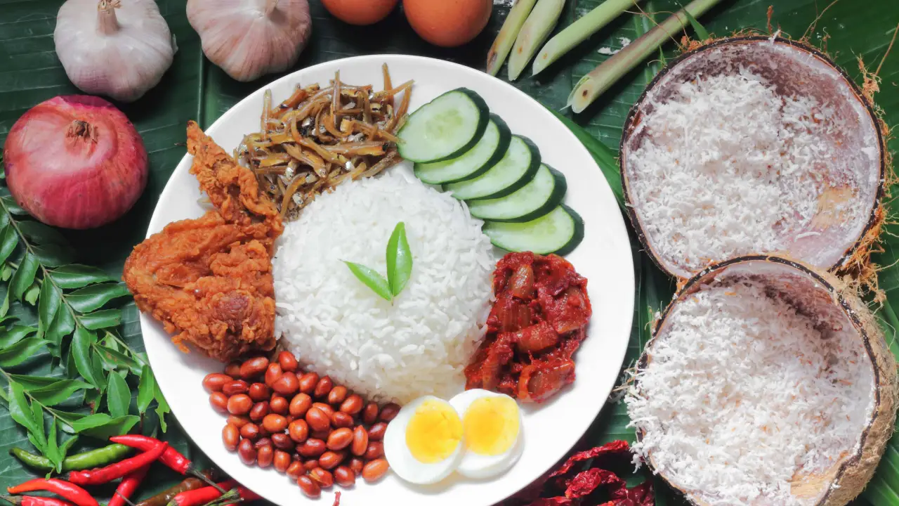 MAK NGAH NASI LEMAK