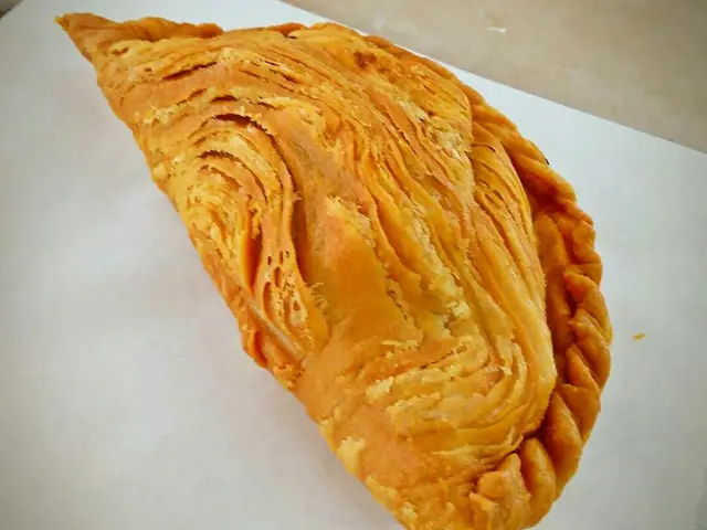 Homi Chicken Curry Puff SS2 Food Photo 2