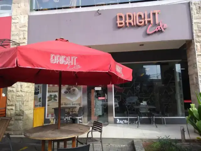 Bright Cafe