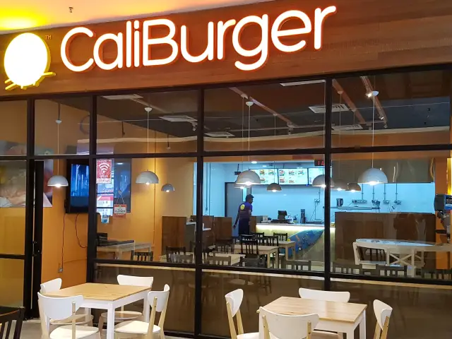 CaliBurger Food Photo 5