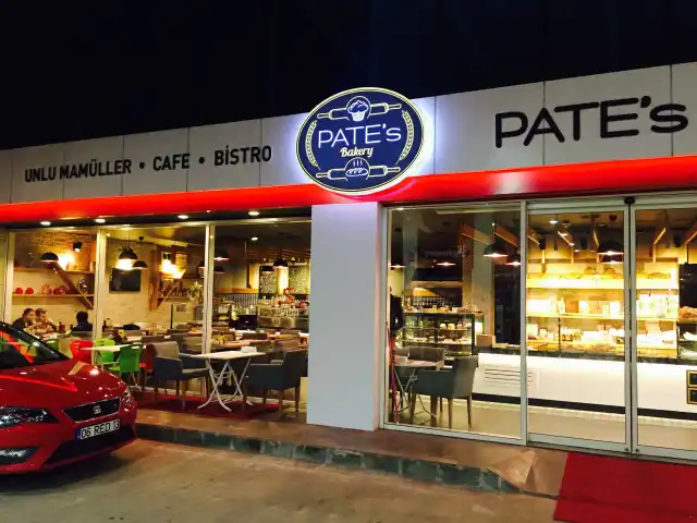 Pate's Bakery'nin yemek ve ambiyans fotoğrafları 1