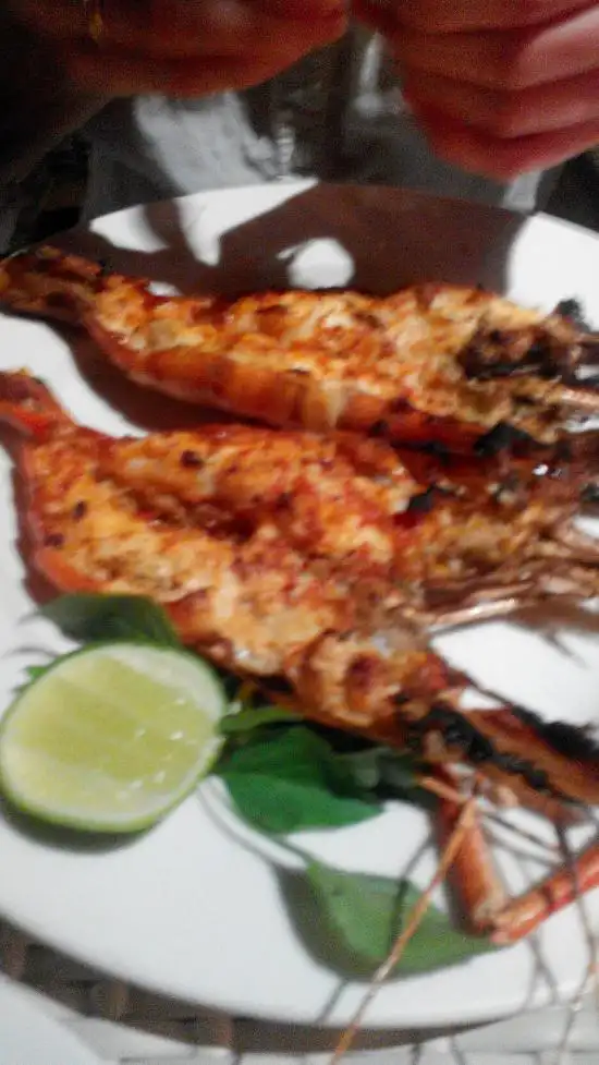 Gambar Makanan Griya Beach Bar 16