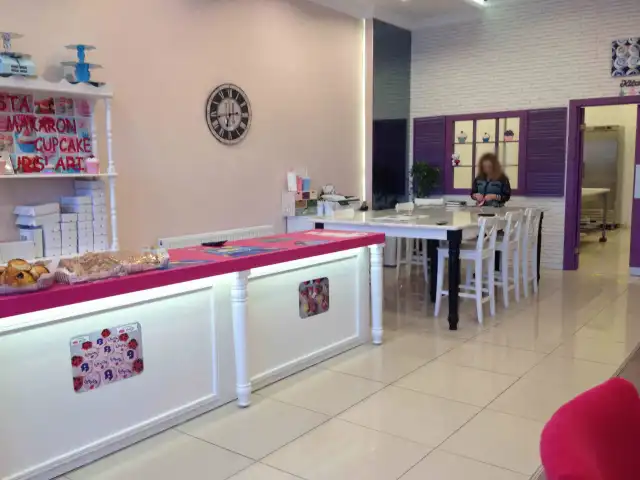 Lily Bakery'nin yemek ve ambiyans fotoğrafları 3