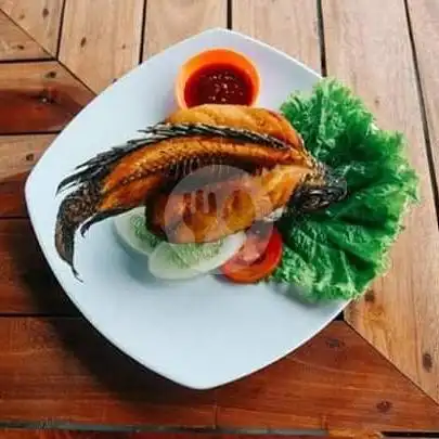 Gambar Makanan Ayam Goreng Mama Cemara, Cemara Raya 19