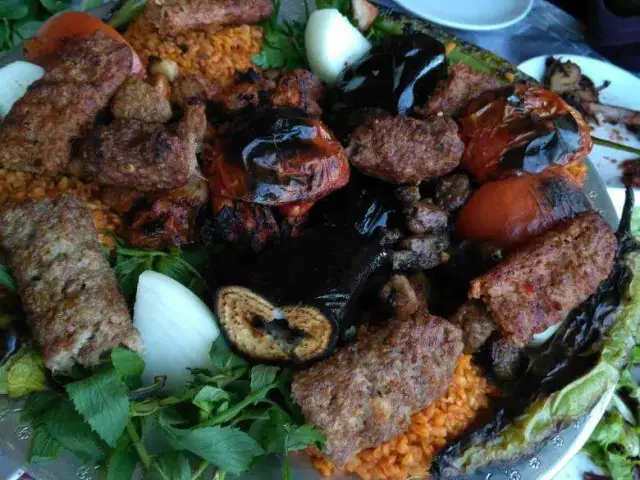 Ciğerci Aziz Usta'nin yemek ve ambiyans fotoğrafları 44