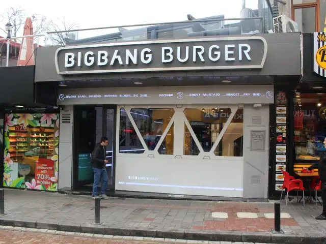 Bigbang Burger Beşiktaş'nin yemek ve ambiyans fotoğrafları 8