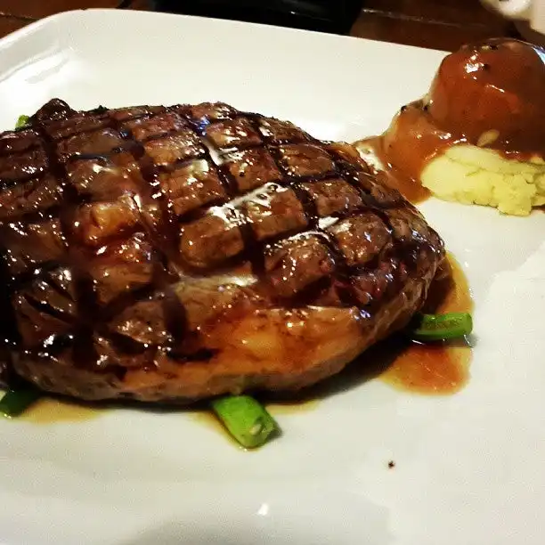 Me'nate Steak Hub Food Photo 1