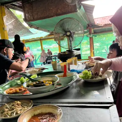 Rumah Makan Nasi Talam