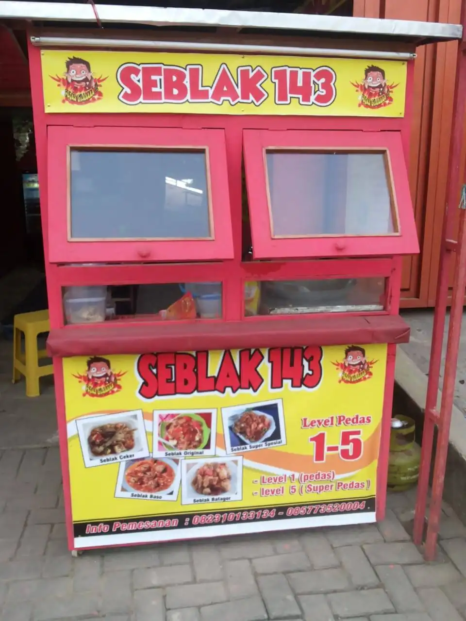 Warung Samset "sambel setan"