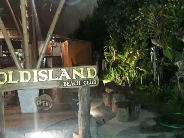 Gambar Makanan Gold Island Beach Club 6