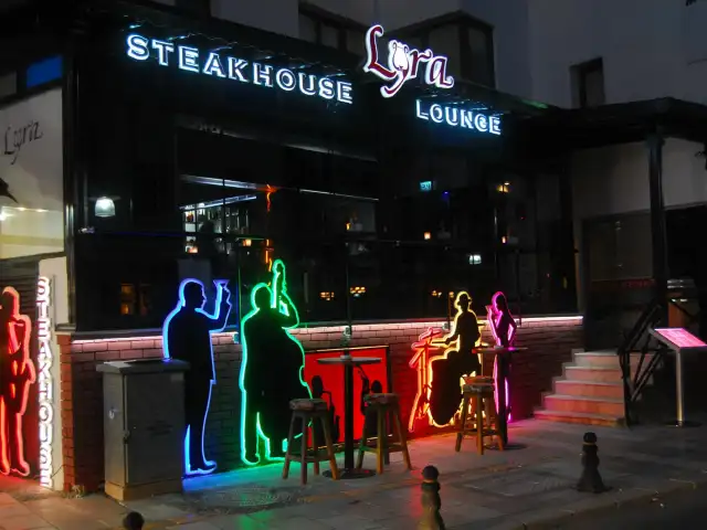 Lyra Lounge Steakhouse Restaurant'nin yemek ve ambiyans fotoğrafları 9