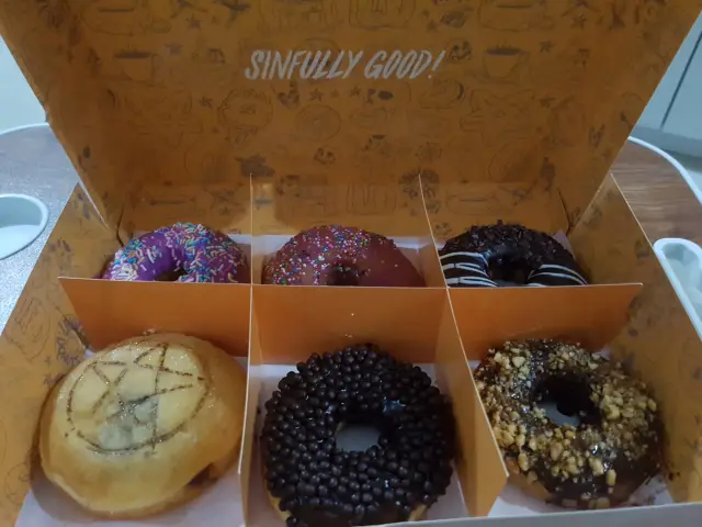 Gambar Makanan Lawless Donuts 14