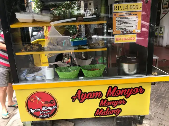 Gambar Makanan Nasi Pecel Bu Tinuk 4