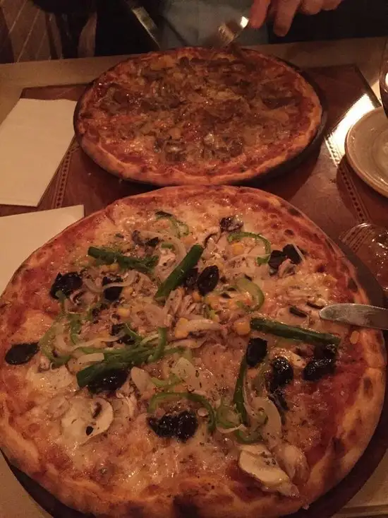 Vagabondo's Ristorante & Pizzeria'nin yemek ve ambiyans fotoğrafları 6