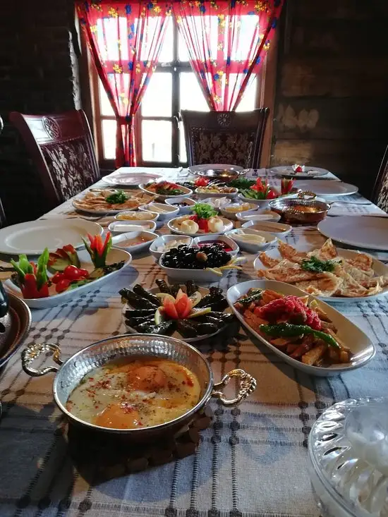 Altınköy Katırcılar Konağı'nin yemek ve ambiyans fotoğrafları 41