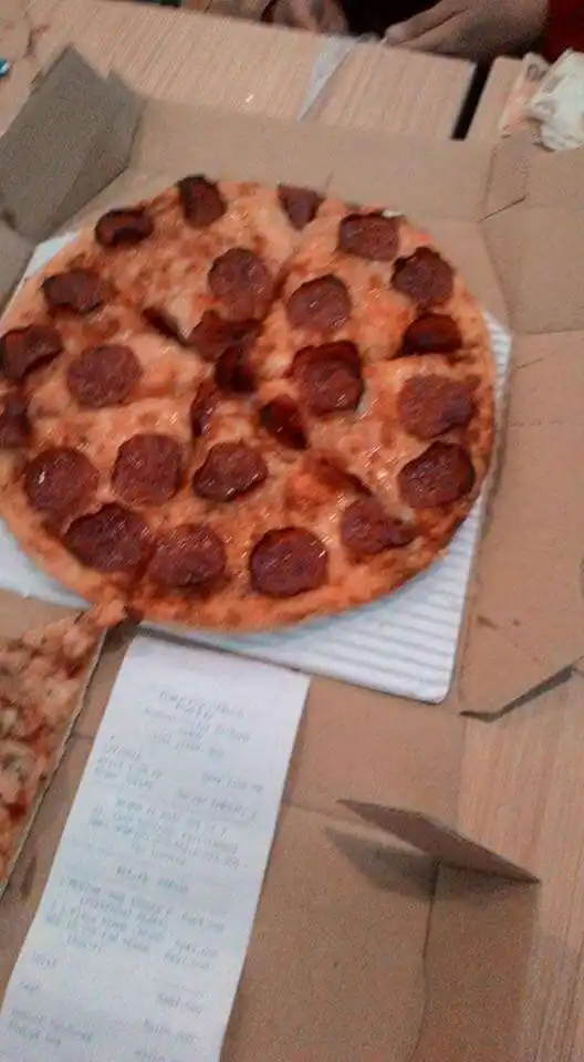 Gambar Makanan Gian Pizza 9
