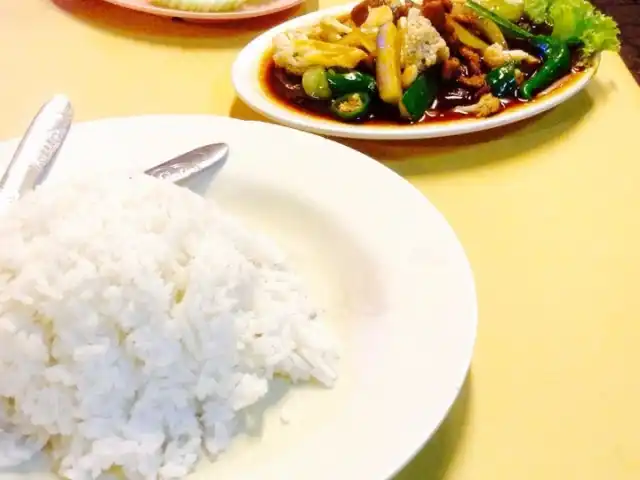Halwa Seafood Putra Perdana Food Photo 9
