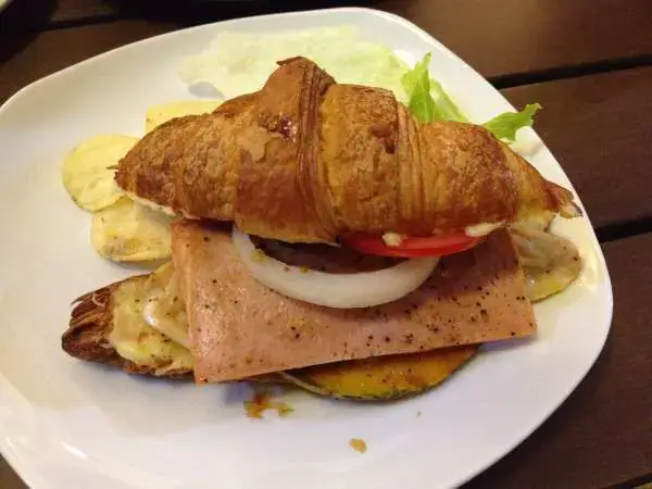 Croissant Delicatessen Food Photo 9