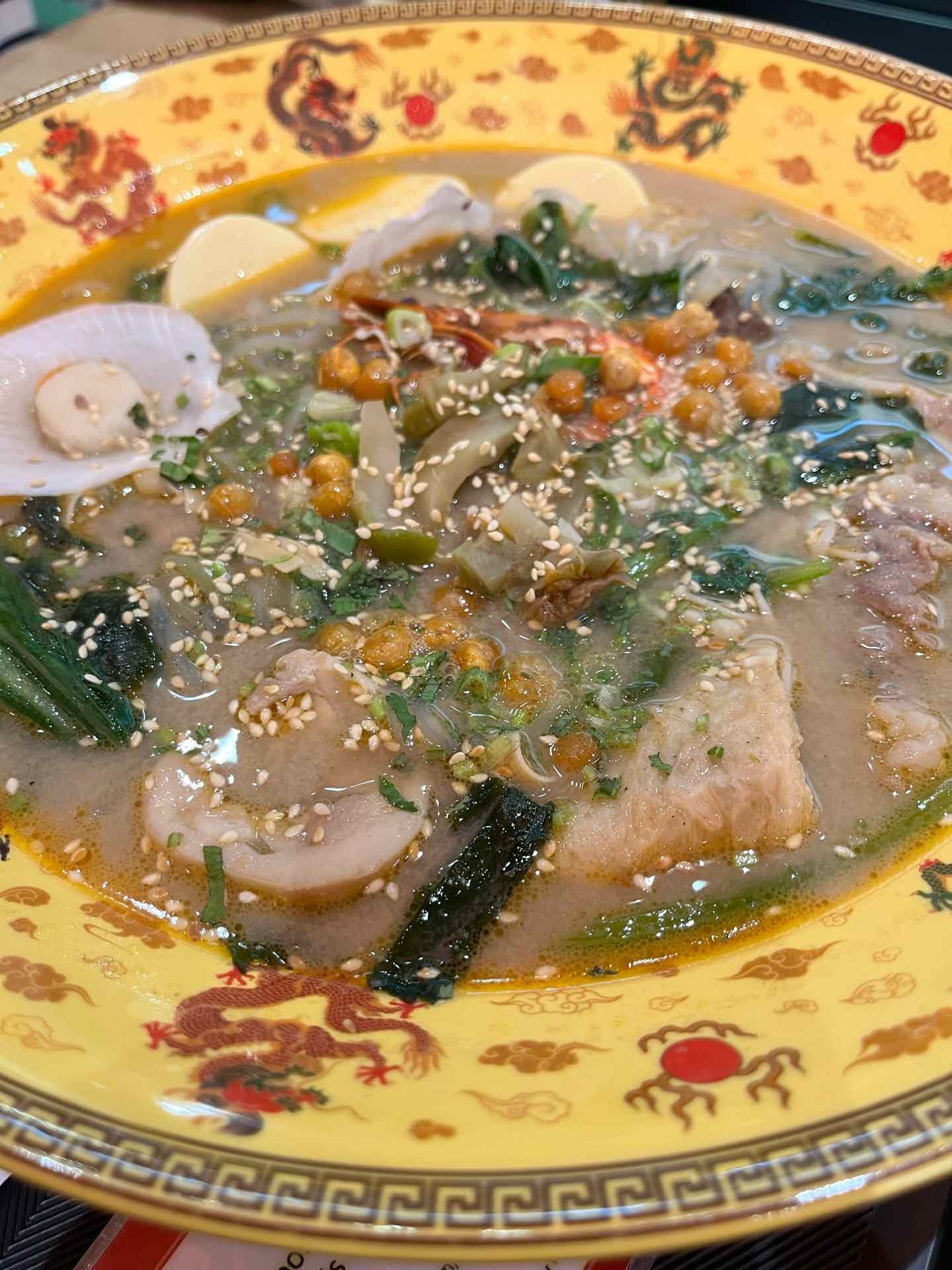 Dragon Hot Pot terdekat Restoran dan Tempat Makan Chinese Food