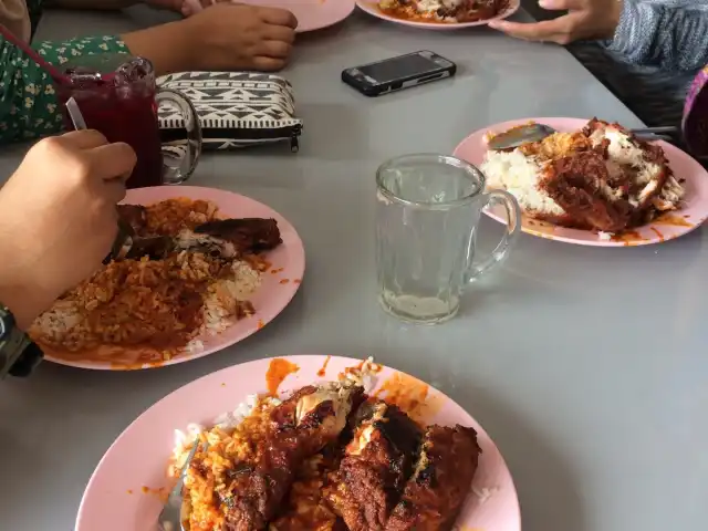 Restoran Nasi Kandar Yasmeen Food Photo 4