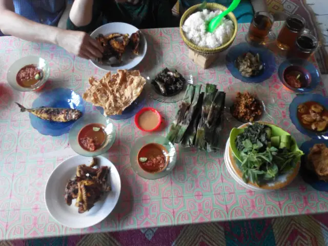 Gambar Makanan Kabengbat Kosambi Hj. May 2