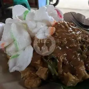 Gambar Makanan Warung Gado - Gado Artomoro, Kemangi 1