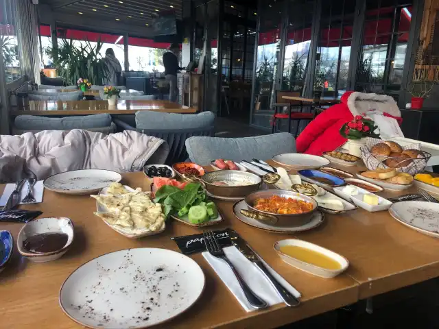 Papelon Cafe Retaurant'nin yemek ve ambiyans fotoğrafları 19