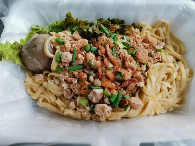 Gambar Makanan San San Pangsit Mie 1