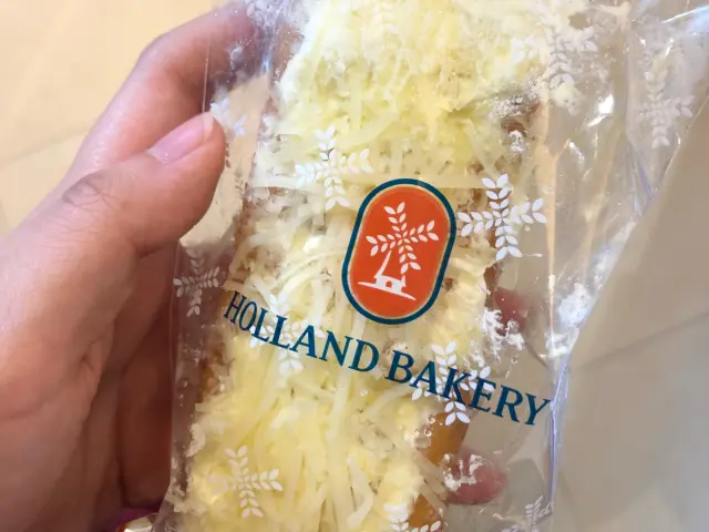 Gambar Makanan Holland Bakery 4