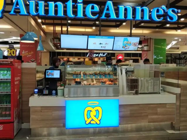 Gambar Makanan Auntie Anne's 12