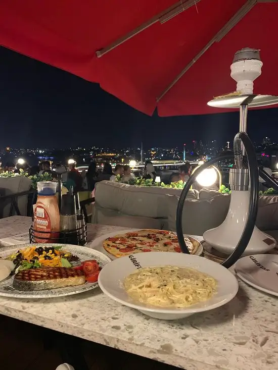 Giriftar Cafe Suleymaniye'nin yemek ve ambiyans fotoğrafları 7
