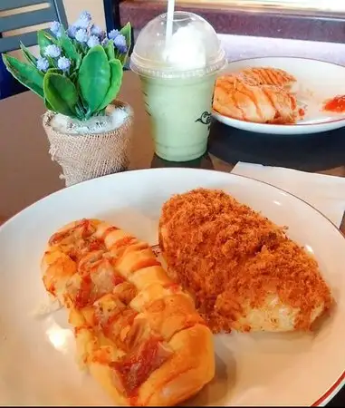 Gambar Makanan Hoshi Bakery Makassar 7