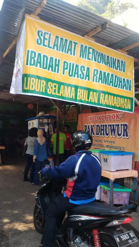 Gambar Makanan Mie Kopyok Pak Dhuwur 7